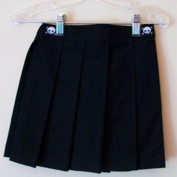 GIRLS PUNK KILT SKIRT 6-8 New LUCKY LIL DEVIL Designer Kids Wear - Picture 1 of 1